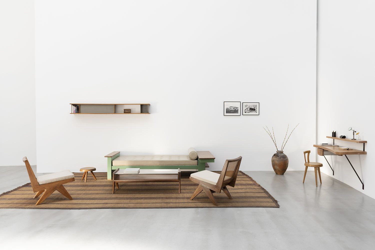 Galerie patrick seguin - pierre jeanneret chandigarh interior